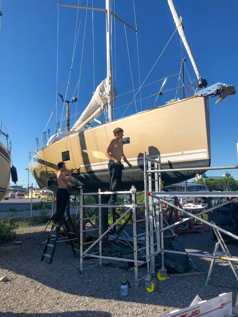 Vinyl wrapped Hanse 388 s/y Charlotte