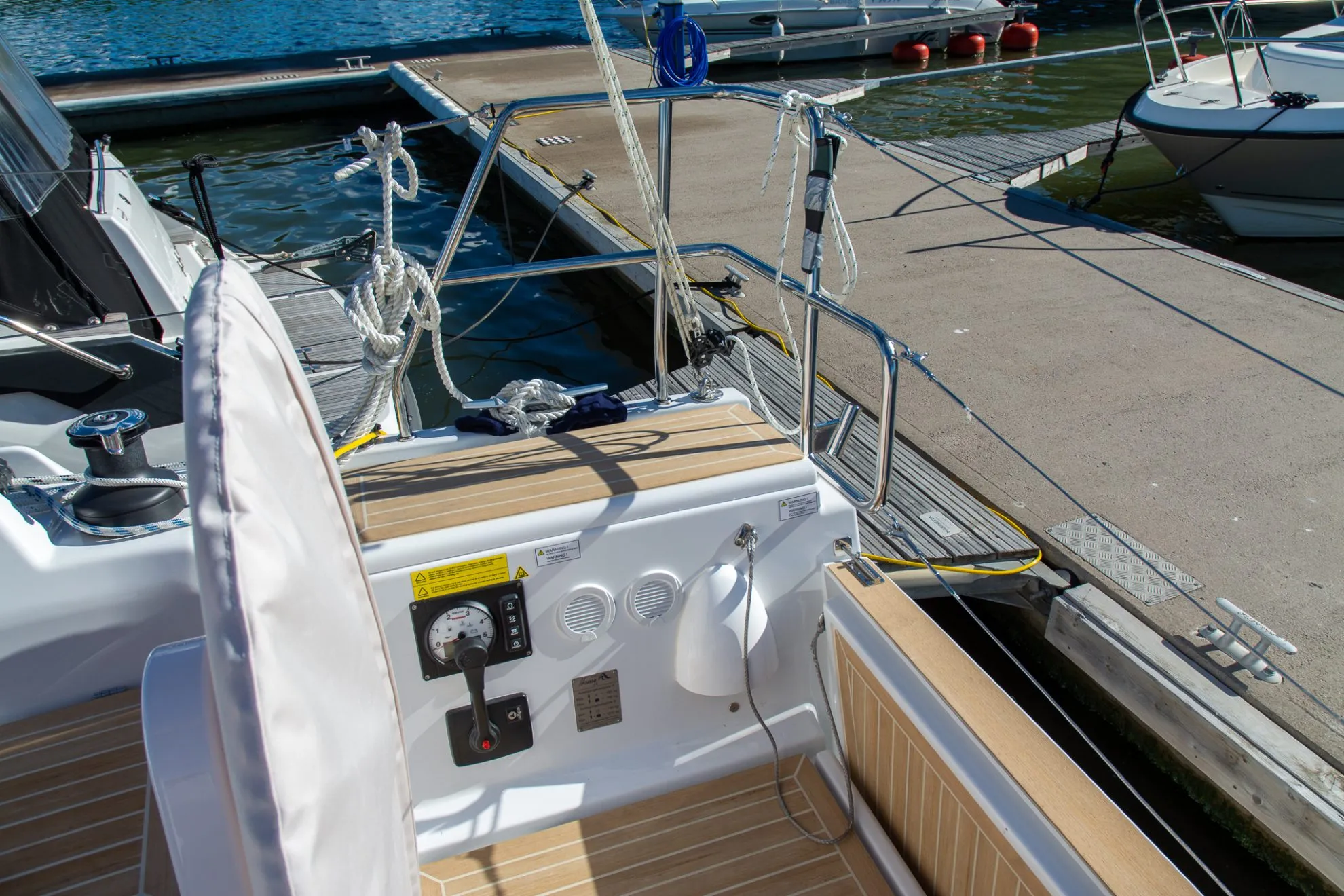 Hanse 388 — Every Nook and Cranny